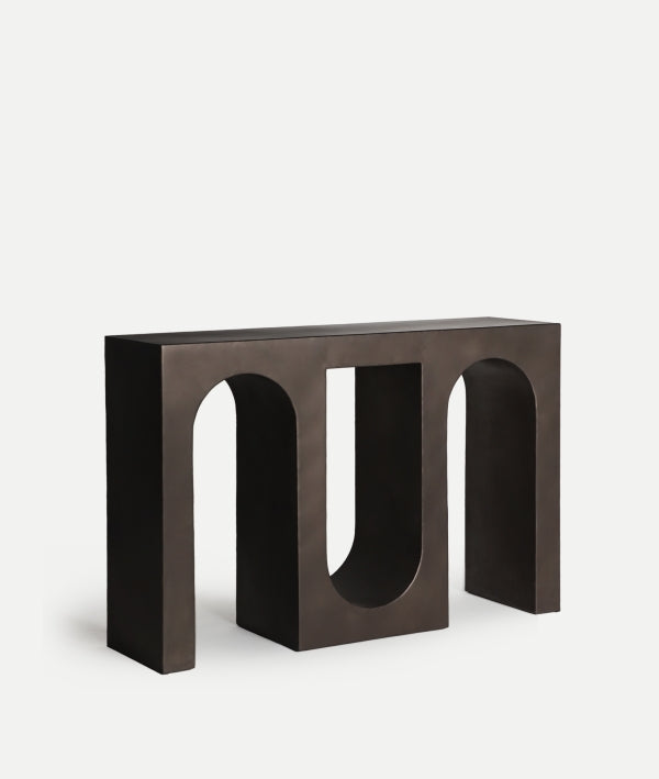 Calvére Console Table