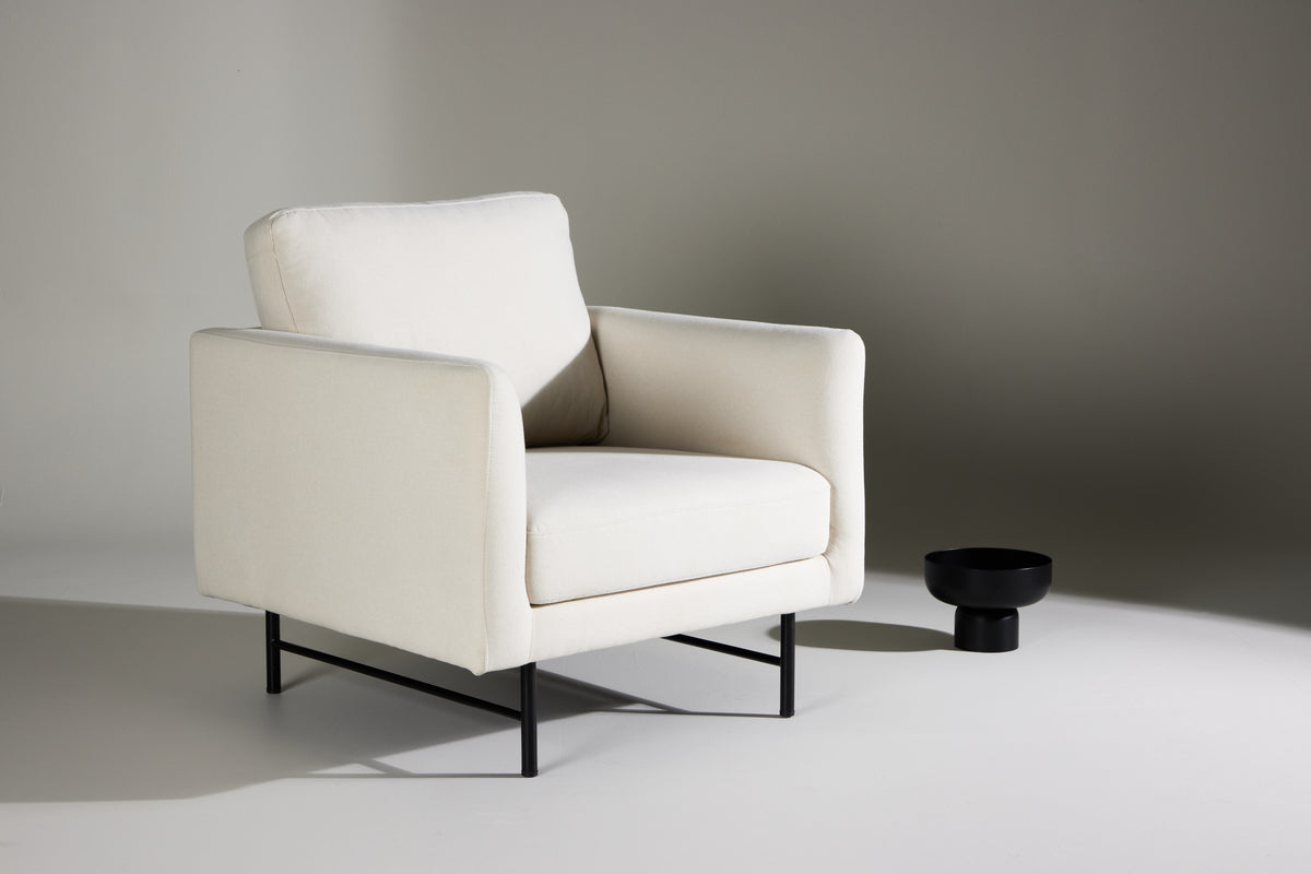 Nuveé Armchair White